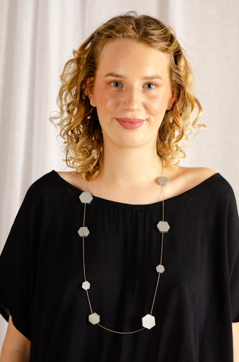 Collana geometrica lunga Lidia - metalic